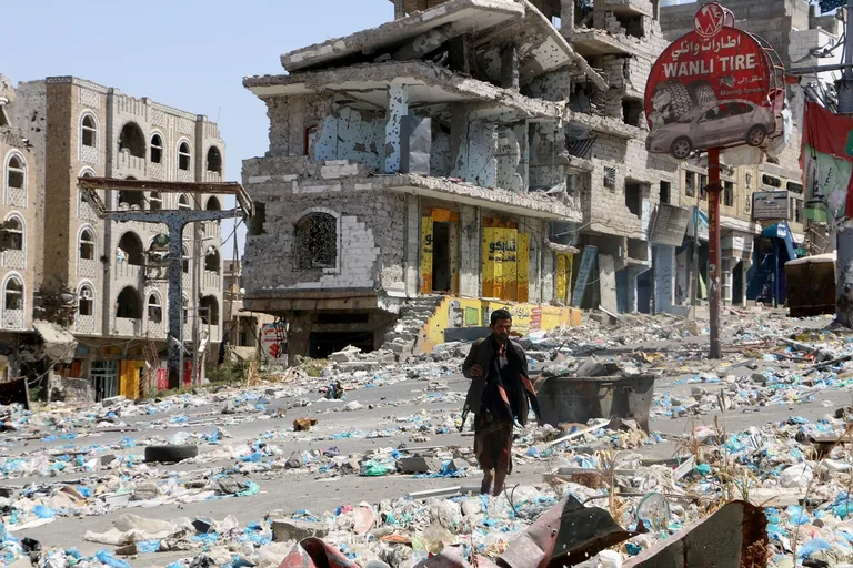 Archived image accompanying: Saudi airstrikes hit Yemen as Houthi attacks widen regional risk