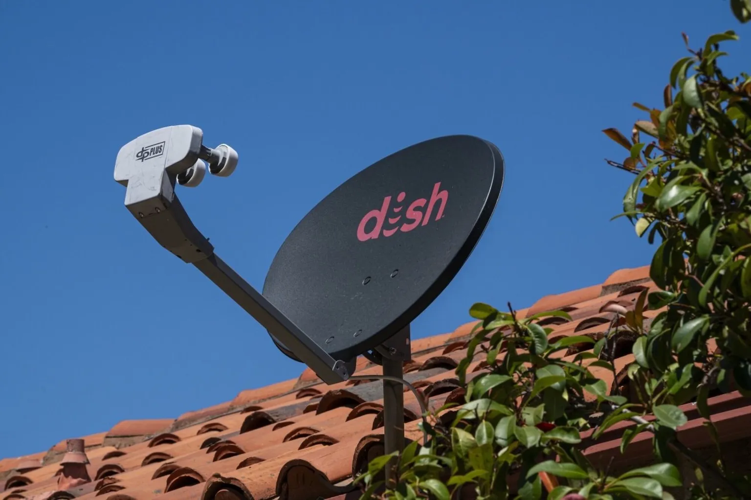 Archived image accompanying: Dish DBS Files Chapter 11 as AT&T Spectrum Deal Stalls, Signaling End of Satellite TV Era