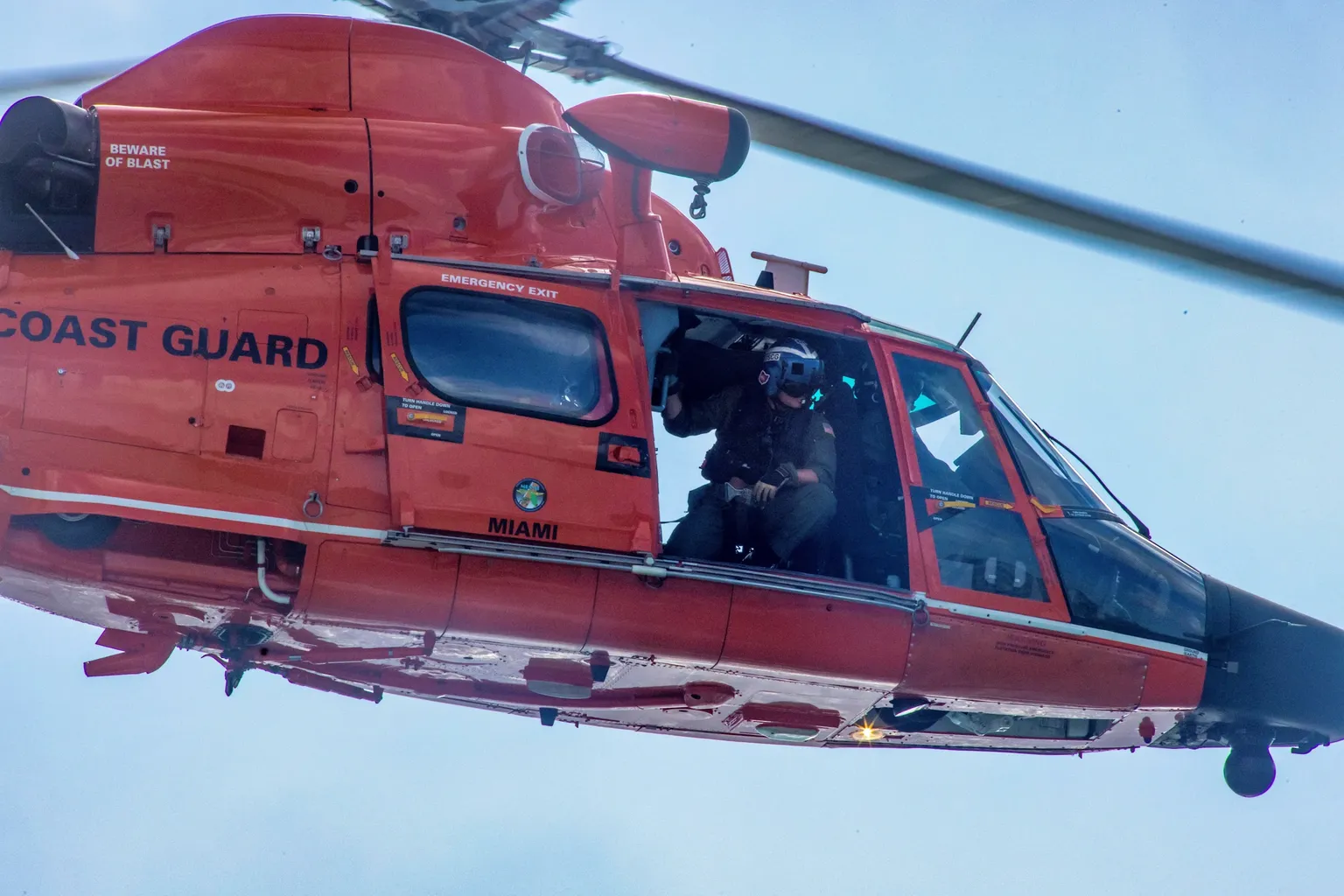 Archived image accompanying: US Coast Guard Rescues 11 After Beechcraft BE30 Crashes Off Florida Coast