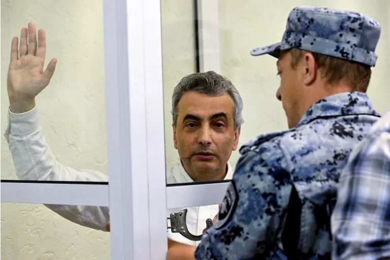Archived image accompanying: Russian Court Gives Anti-War Politician Lev Shlosberg 11 Years