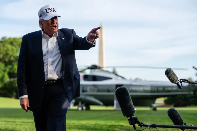Archived image accompanying: Trump Drops $10B IRS Lawsuit as Justice Dept. Launches $1.776B Anti-Weaponization Fund