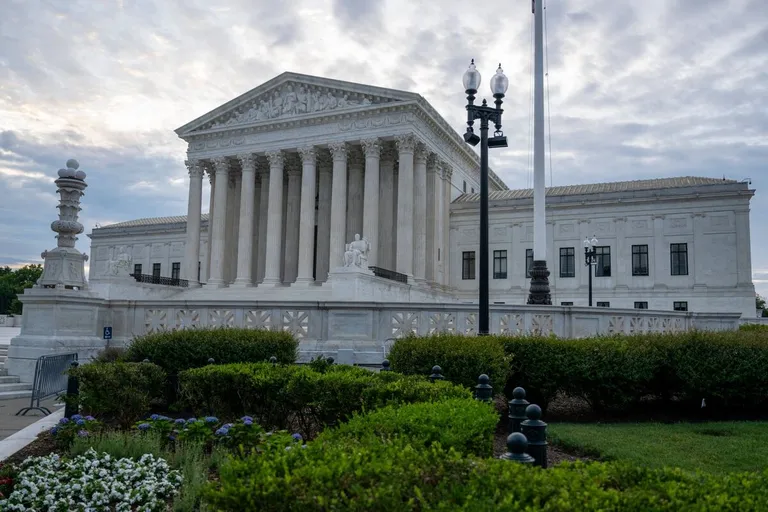 Archived image accompanying: Supreme Court Strikes Down 91-Year Precedent, Hands Trump Power to Fire Independent Agency Heads