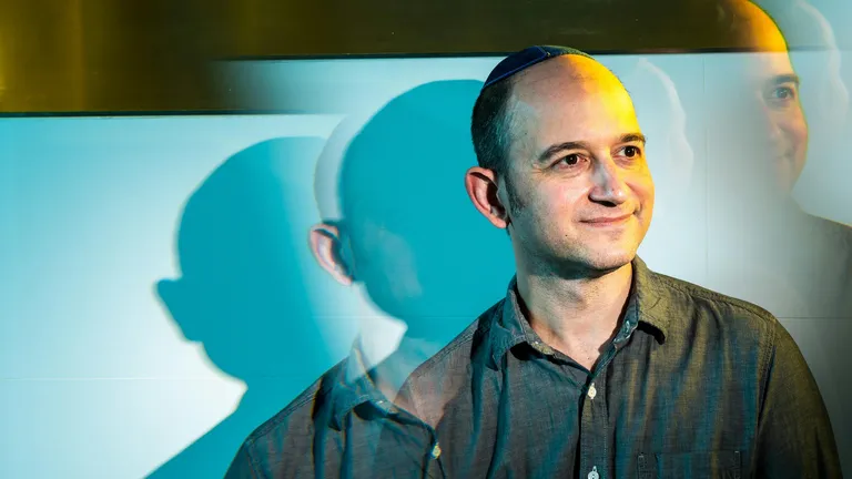 Archived image accompanying: Google Gemini Co-Lead Noam Shazeer Defects to OpenAI Ahead of IPO