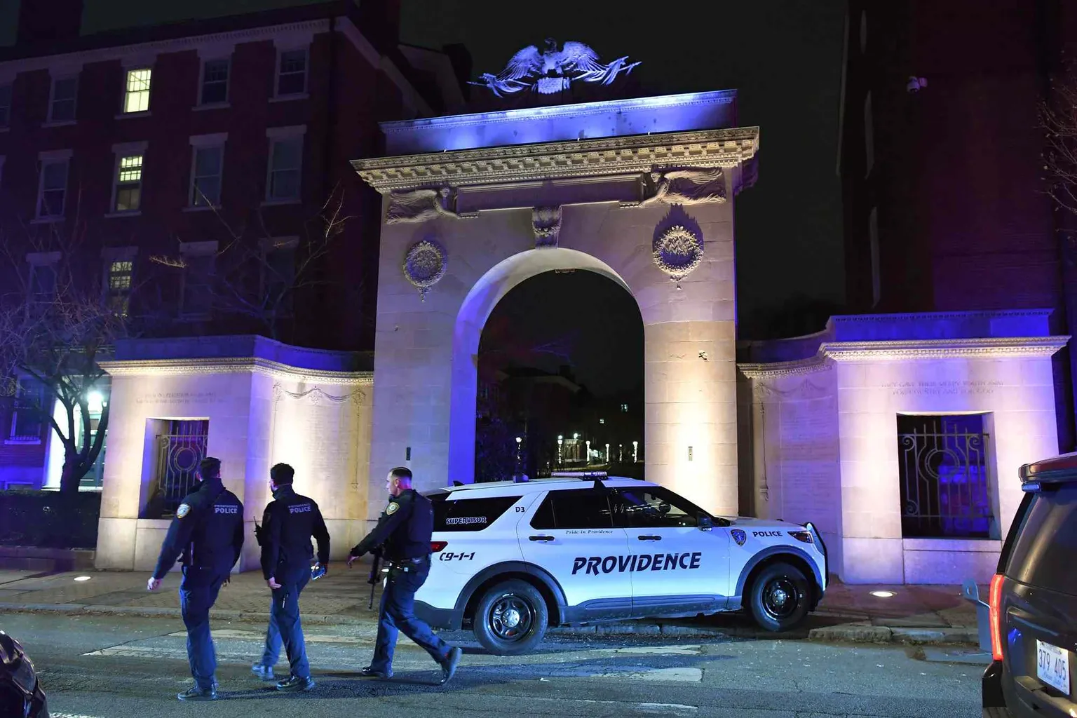 Archived image accompanying: Providence Police Intensify Manhunt for Brown University Shooting Suspect