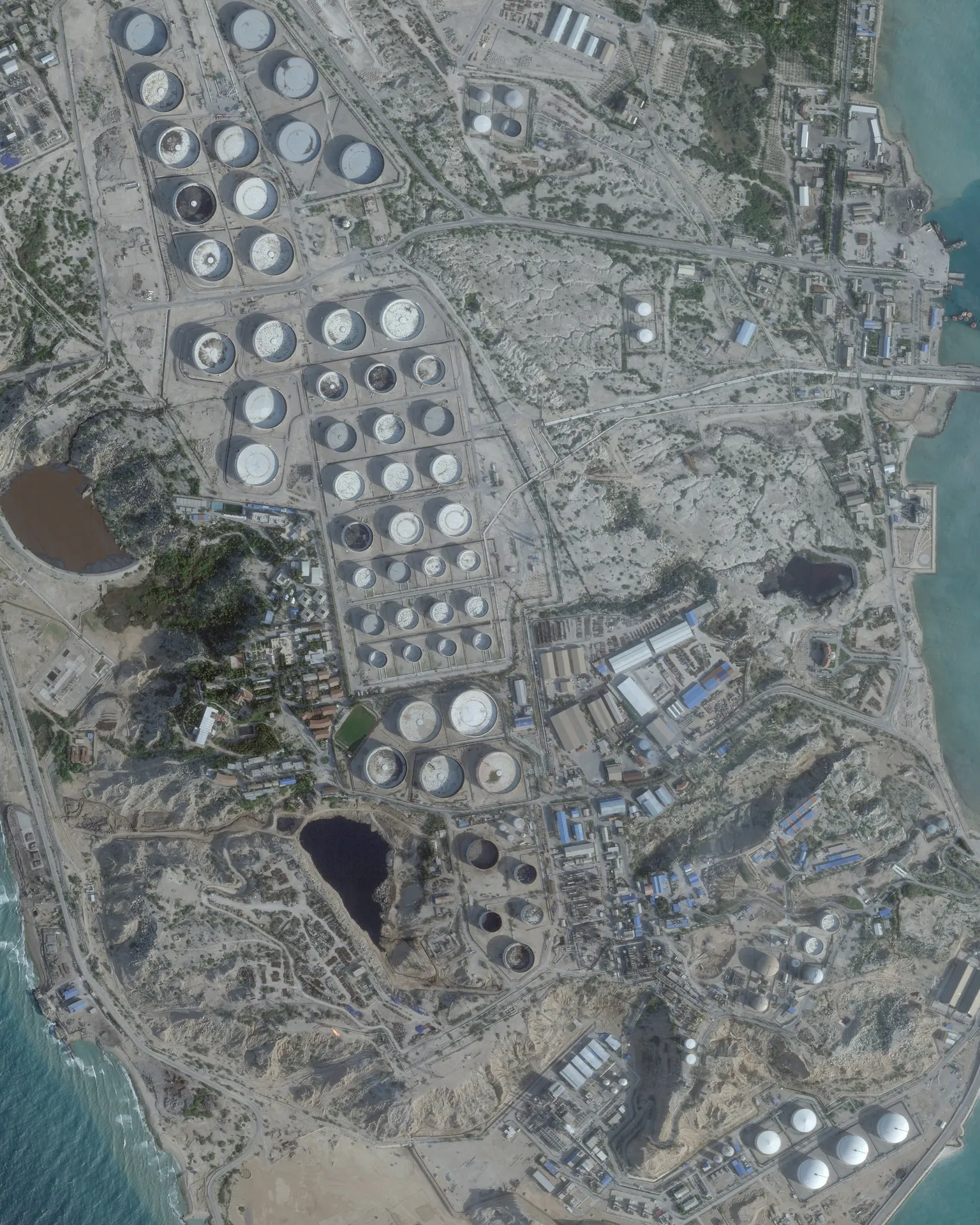 Archived image accompanying: U.S. Airstrikes Hit Iran’s Kharg Island Military Sites, Oil Infrastructure Spared
