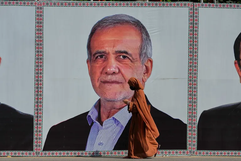 Archived image accompanying: Iran's Pezeshkian Flies to Pakistan as US-Iran Teams Race to Finalize War-Ending Deal