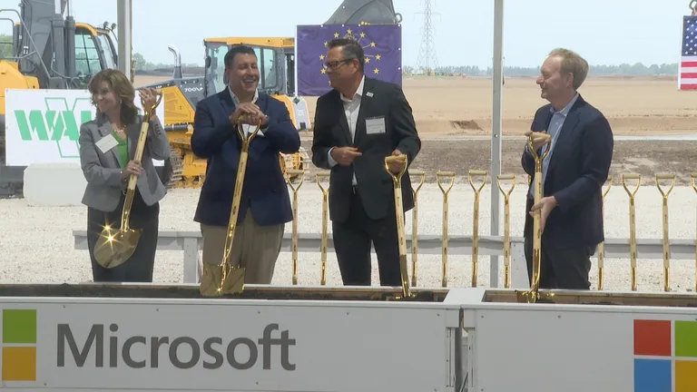 Archived image accompanying: Microsoft cuts 4,800 jobs as Xbox absorbs sweeping overhaul
