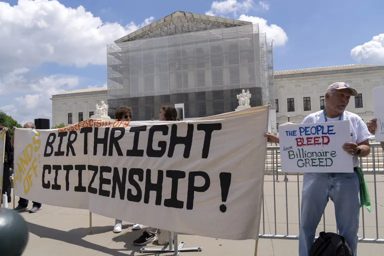 Archived image accompanying: Supreme Court Hears Trump Birthright Citizenship Case Amid High Stakes