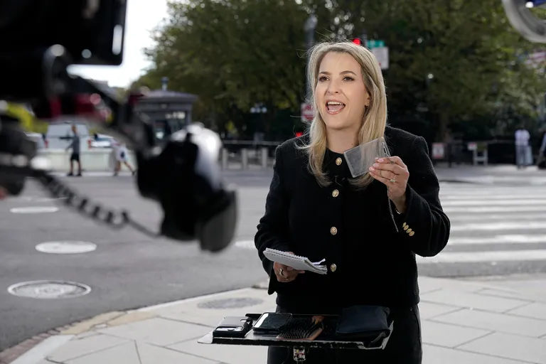 Archived image accompanying: White House bars three outlets as press-freedom fight escalates