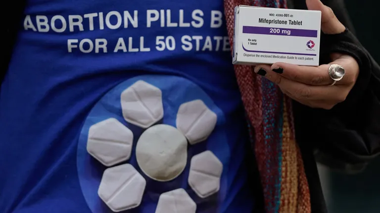 Archived image accompanying: Danco Requests Supreme Court Halt on 5th Circuit Abortion Pill Restrictions