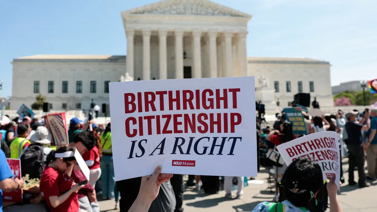 Archived image accompanying: Supreme Court Prepares Landmark Rulings on Trump's Fed Firing Power and Birthright Citizenship