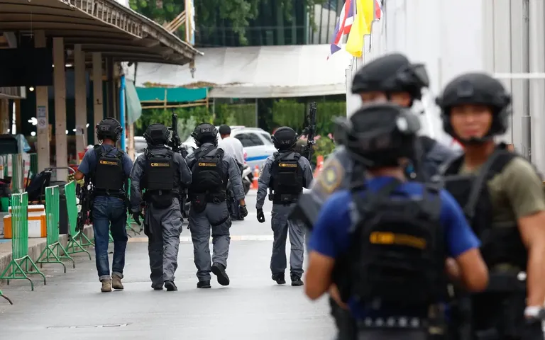Archived image accompanying: Coordinated attacks across southern Thailand wound three civilians
