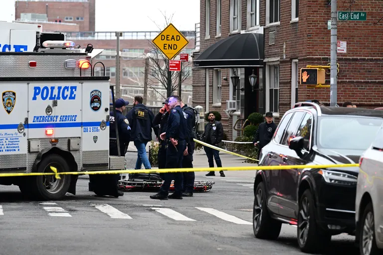Archived image accompanying: ISIS-Inspired Bombs Thrown at NYC Mayor Mamdani’s Residence in Failed Attack