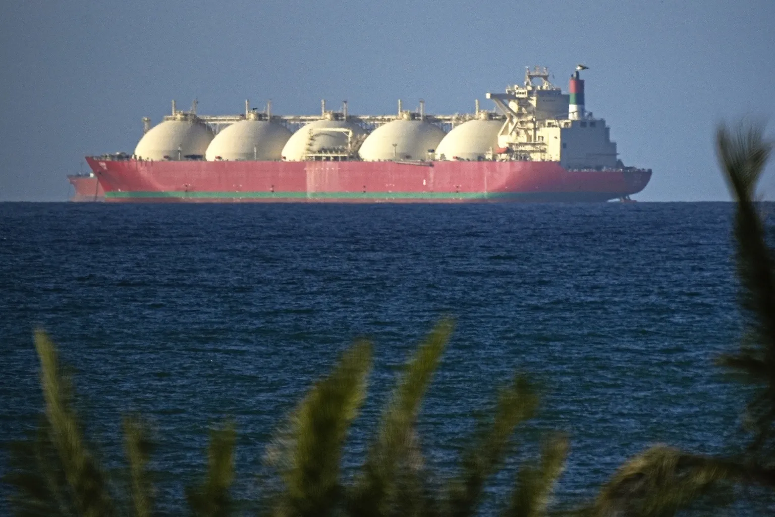 Archived image accompanying: Strait of Hormuz Ship Traffic Stalls Below 10% Despite U.S.-Iran Ceasefire
