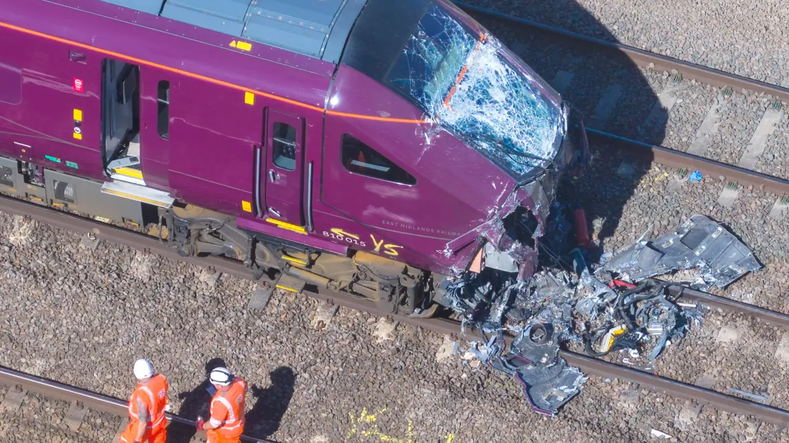 Archived image accompanying: UK's Deadliest Rail Crash in Two Decades: Bedford Train Ran Red Signal, Investigators Find