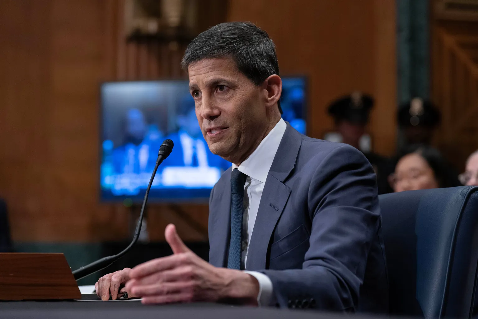 Archived image accompanying: Wall Street Eyes July 29 as Fed's Warsh Faces Congress Amid Rate Hike Alarm