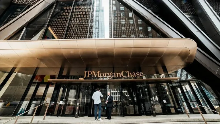 Archived image accompanying: Wall Street banks ride dealmaking and trading rebound to bumper Q2