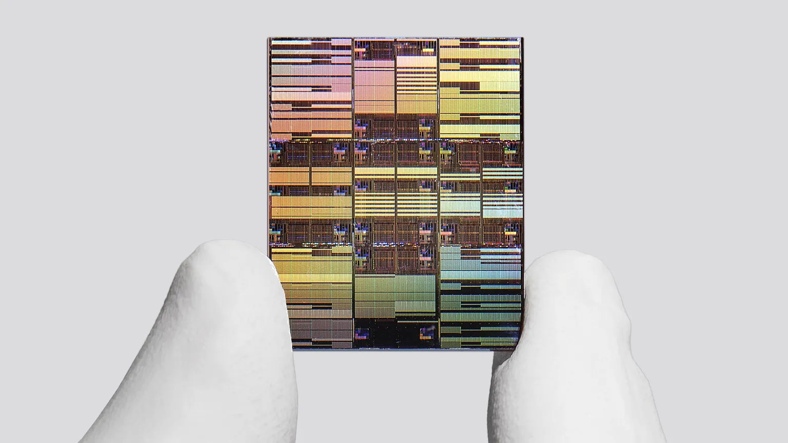 Archived image accompanying: IBM Breaks the 1nm Barrier with Revolutionary Nanostack 3D Chip Architecture