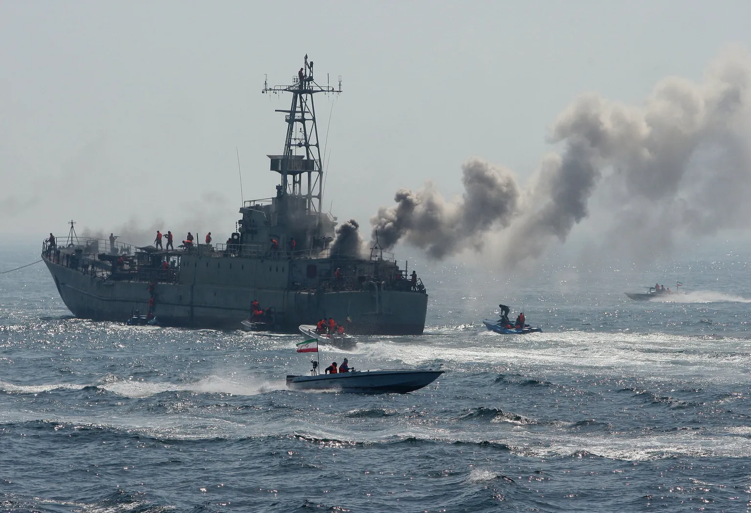 Archived image accompanying: US and Iran Signal Talks to Avert Gulf War Amid Naval Tensions and Drills