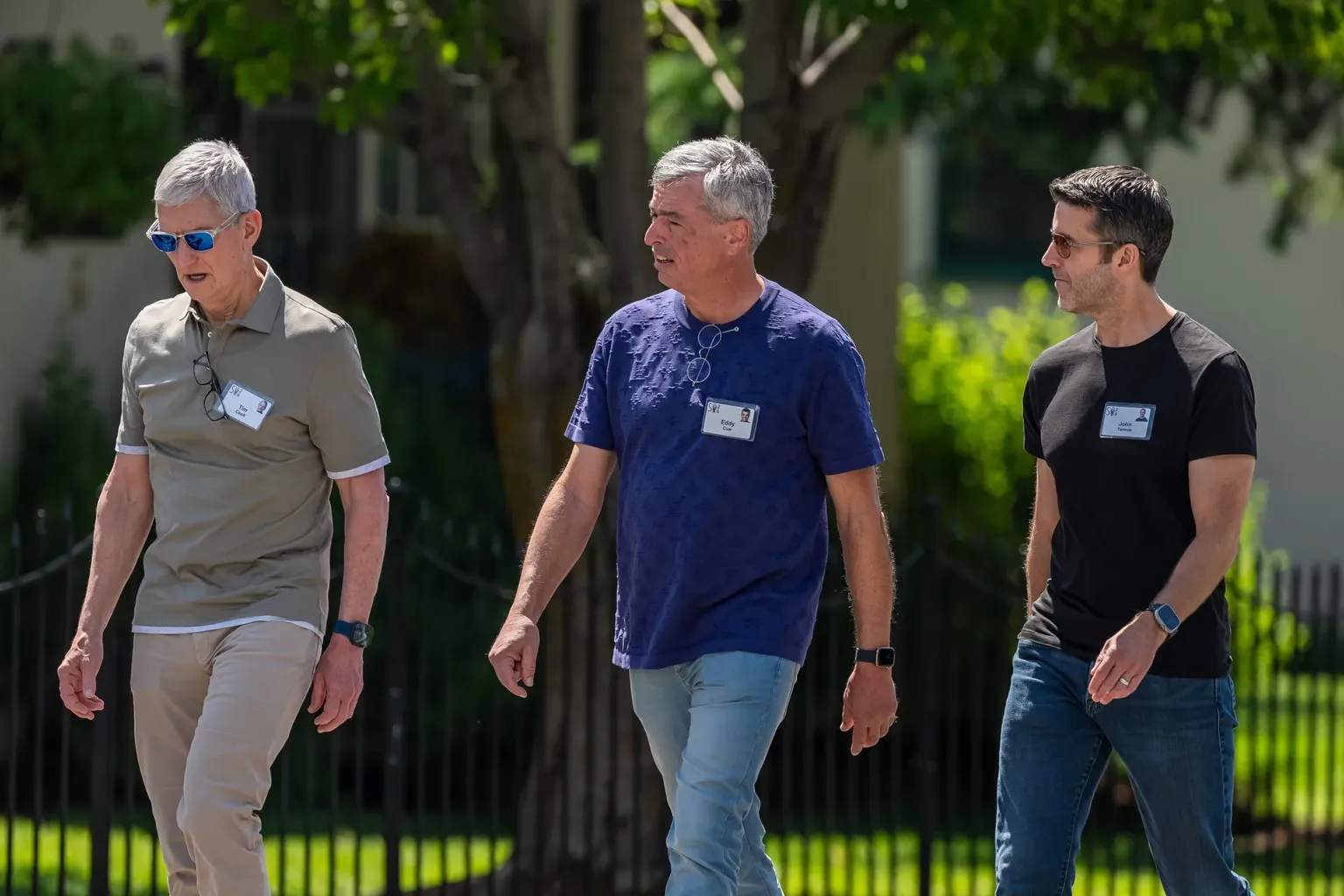 Archived image accompanying: John Ternus Takes Apple’s Helm With AI and China Tests Ahead