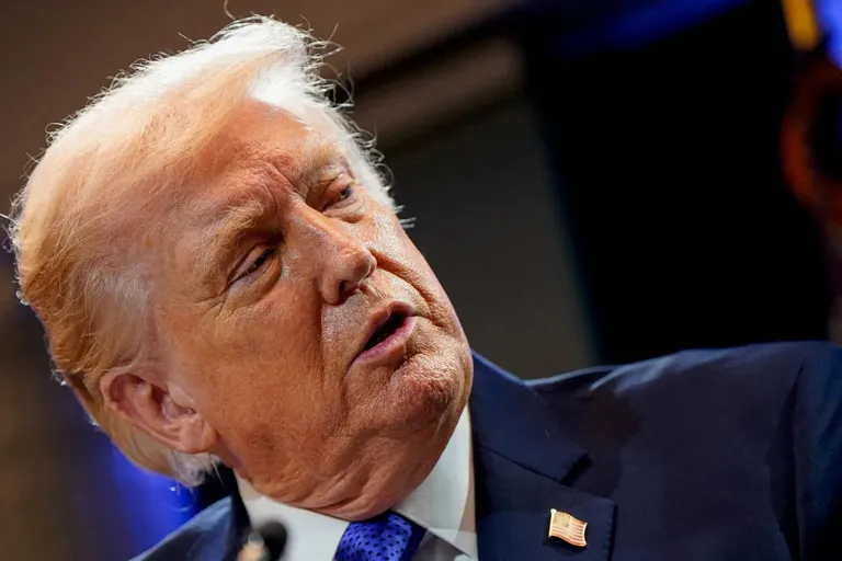 Archived image accompanying: Trump Pushes US Closer to Iran Strikes Amid Oman-Backed Nuclear Deal Talks