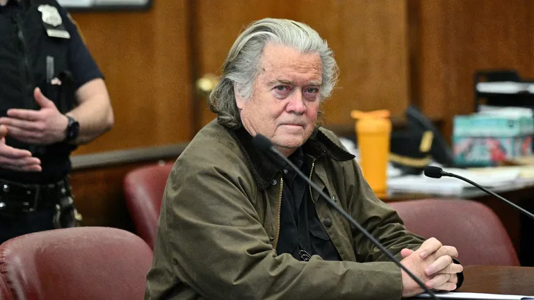 Archived image accompanying: Supreme Court Clears Way to Dismiss Steve Bannon’s Contempt of Congress Case