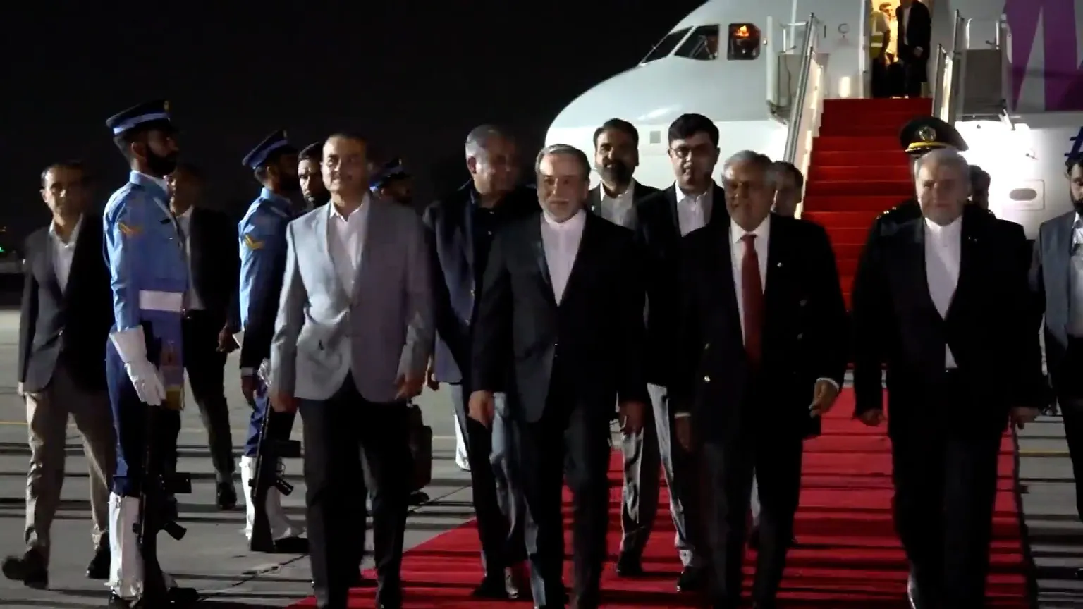 Archived image accompanying: U.S. Envoys and Iran’s Araghchi Hold Pakistan Talks Amid Gulf Ceasefire Efforts