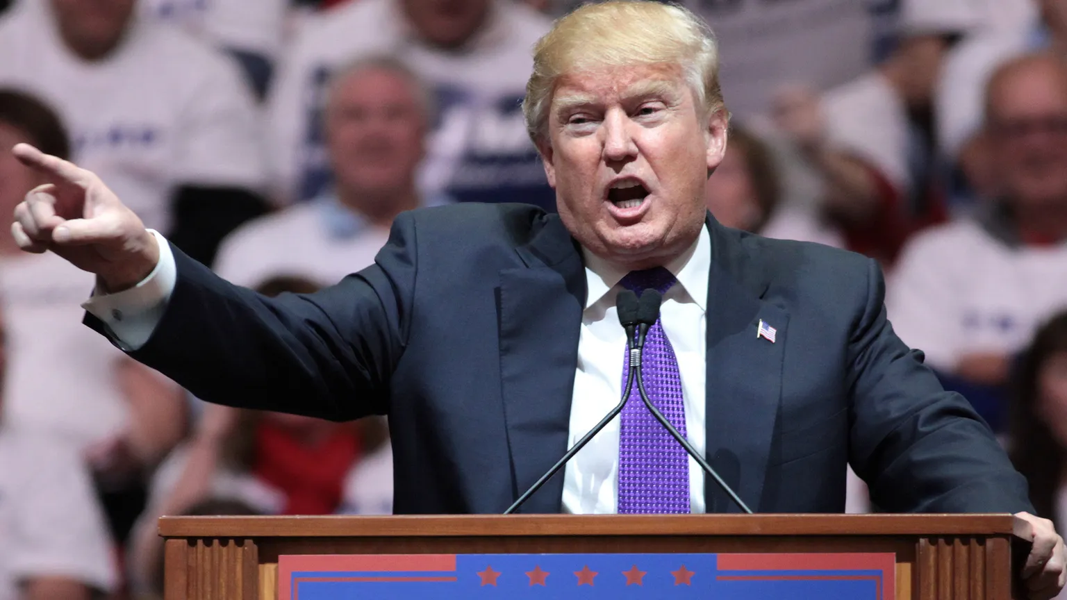 Archived image accompanying: Judge rebukes Trump-IRS deal, sends lawyers toward discipline