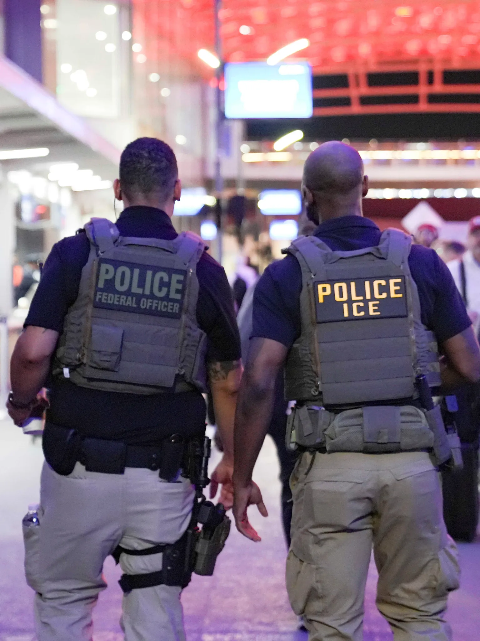 Archived image accompanying: ICE Deploys Officers to 14 US Airports Amid DHS Shutdown, TSA Staffing Crisis