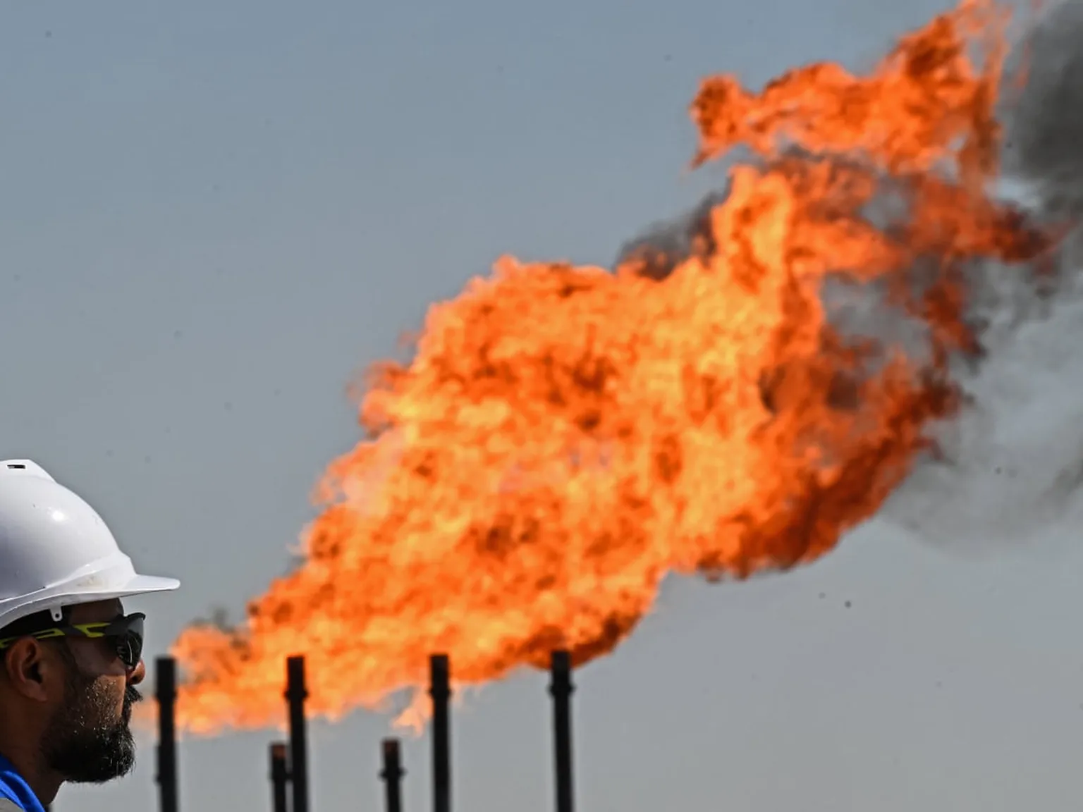 Archived image accompanying: Brent Crude Hits $126 as US Plans Strikes on Iran Amid Hormuz Blockade Crisis