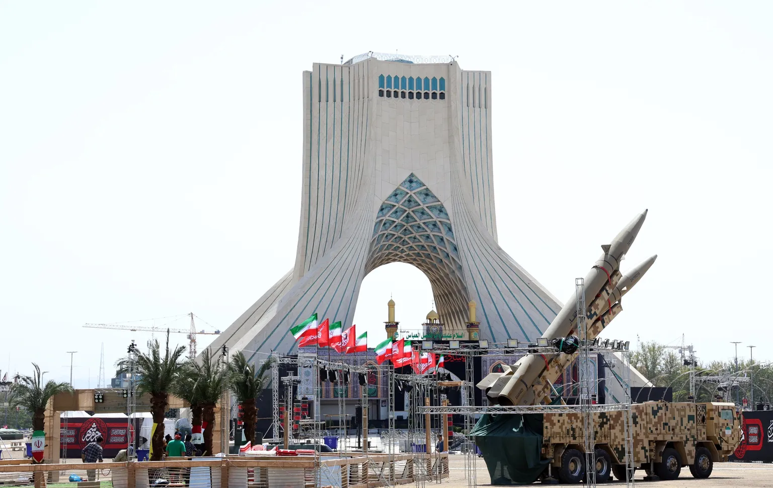 Archived image accompanying: Iran Missile Barrage Ends Brief Lull as U.S., Saudis Strike Iraq
