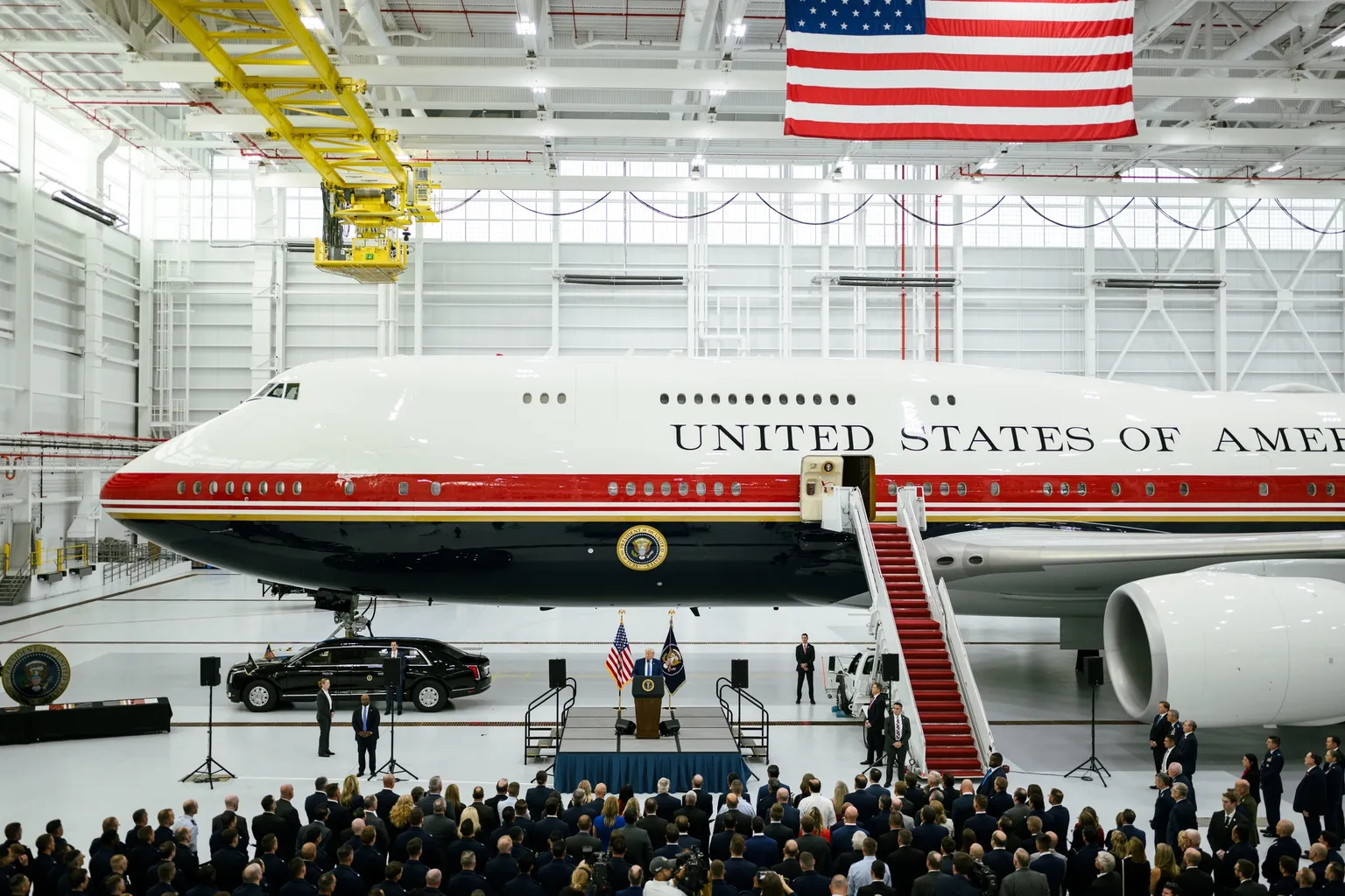 Archived image accompanying: DOJ subpoenas Times journalists over Air Force One reporting