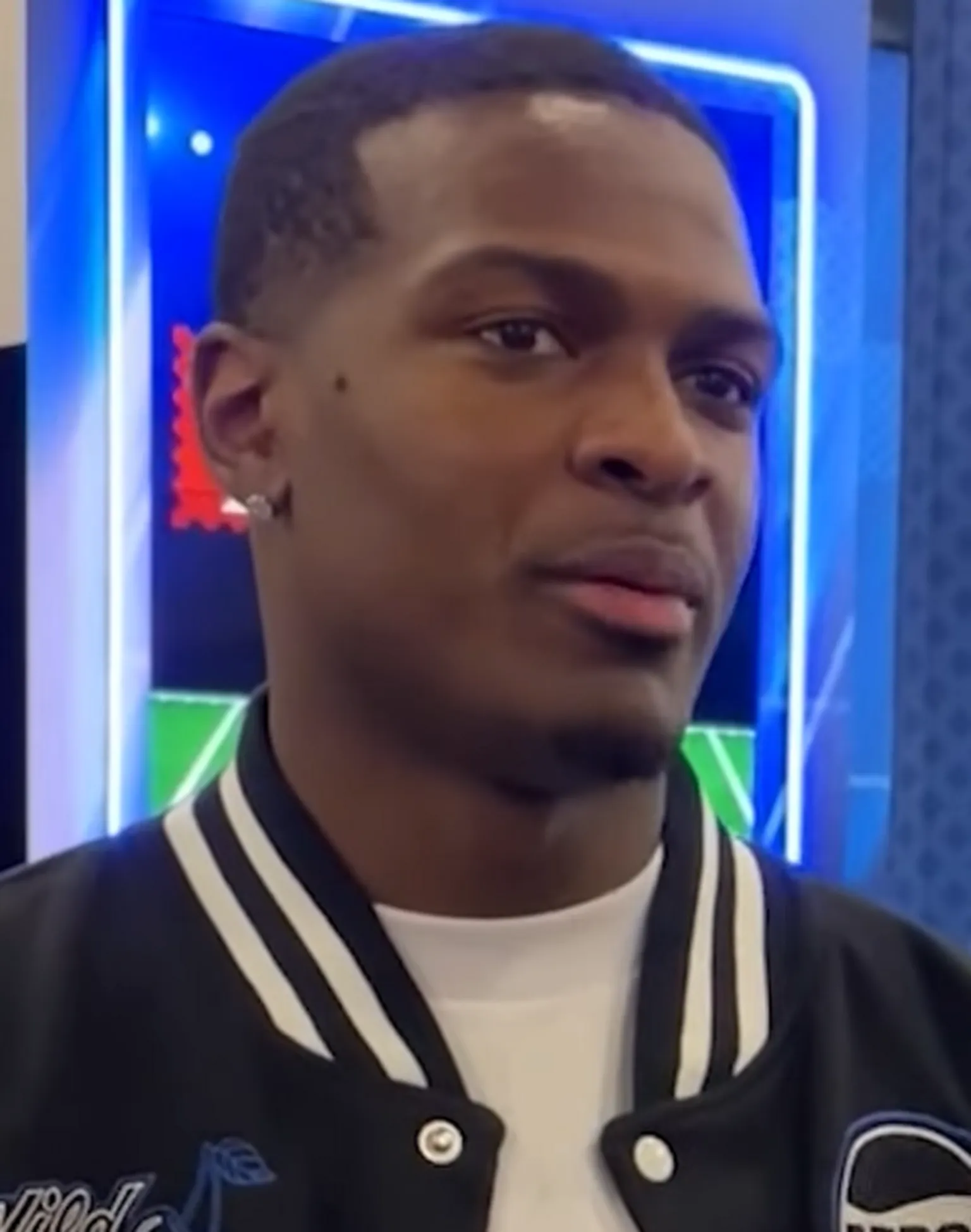 Miami Dolphins running back De’Von Achane in a 2024 FanDuel interview screenshot.