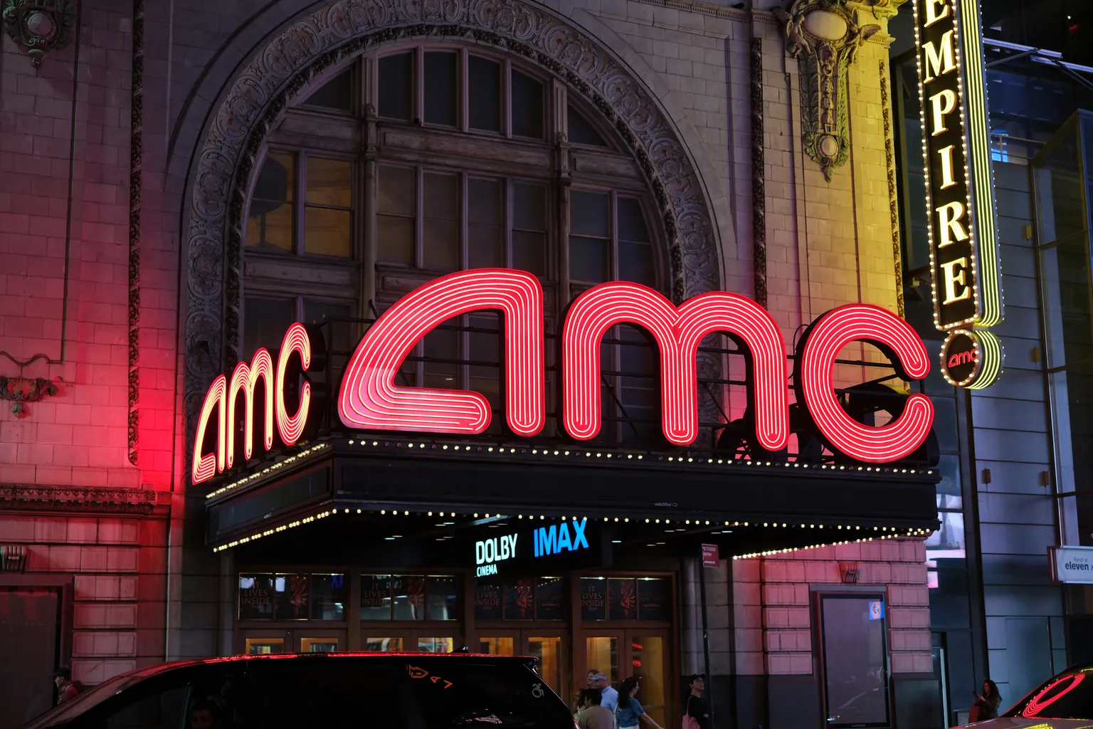 Archived image accompanying: AMC’s blockbuster quarter gives meme-stock traders a fresh plot twist