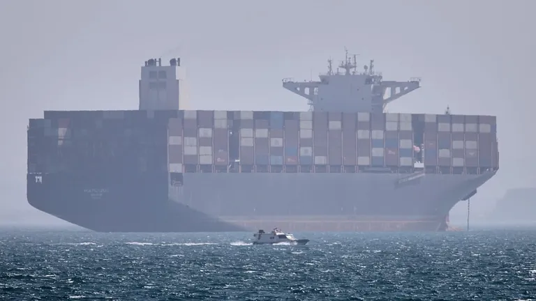 Archived image accompanying: Unauthorized Personnel Seize Honduras-Flagged Ship Near UAE, Raising Strait Tensions