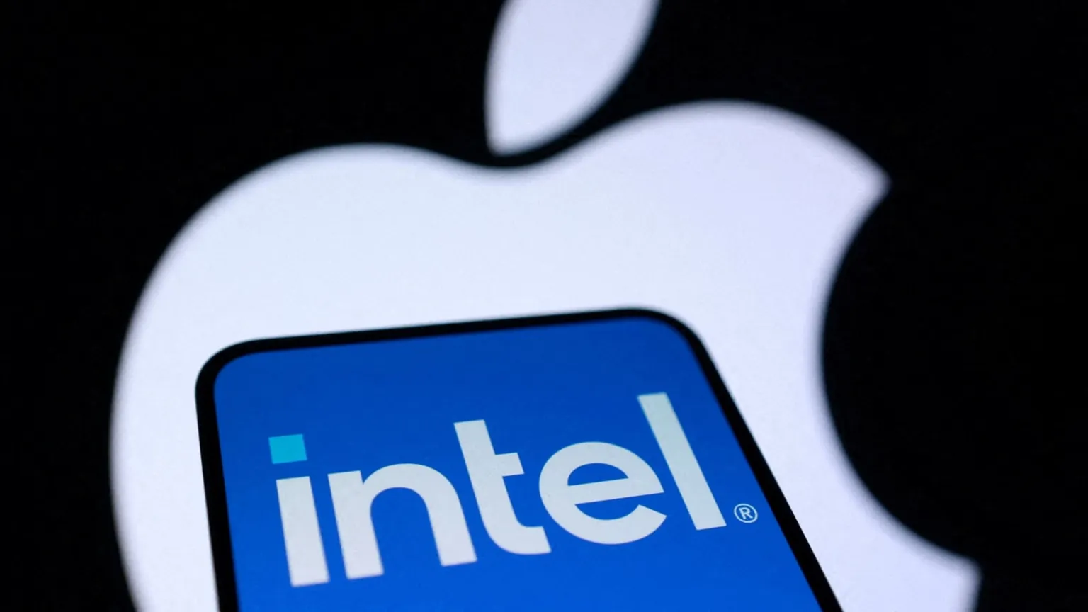 Archived image accompanying: Trump Announces Apple-Intel Chip Deal, Sending Intel Stock to All-Time High