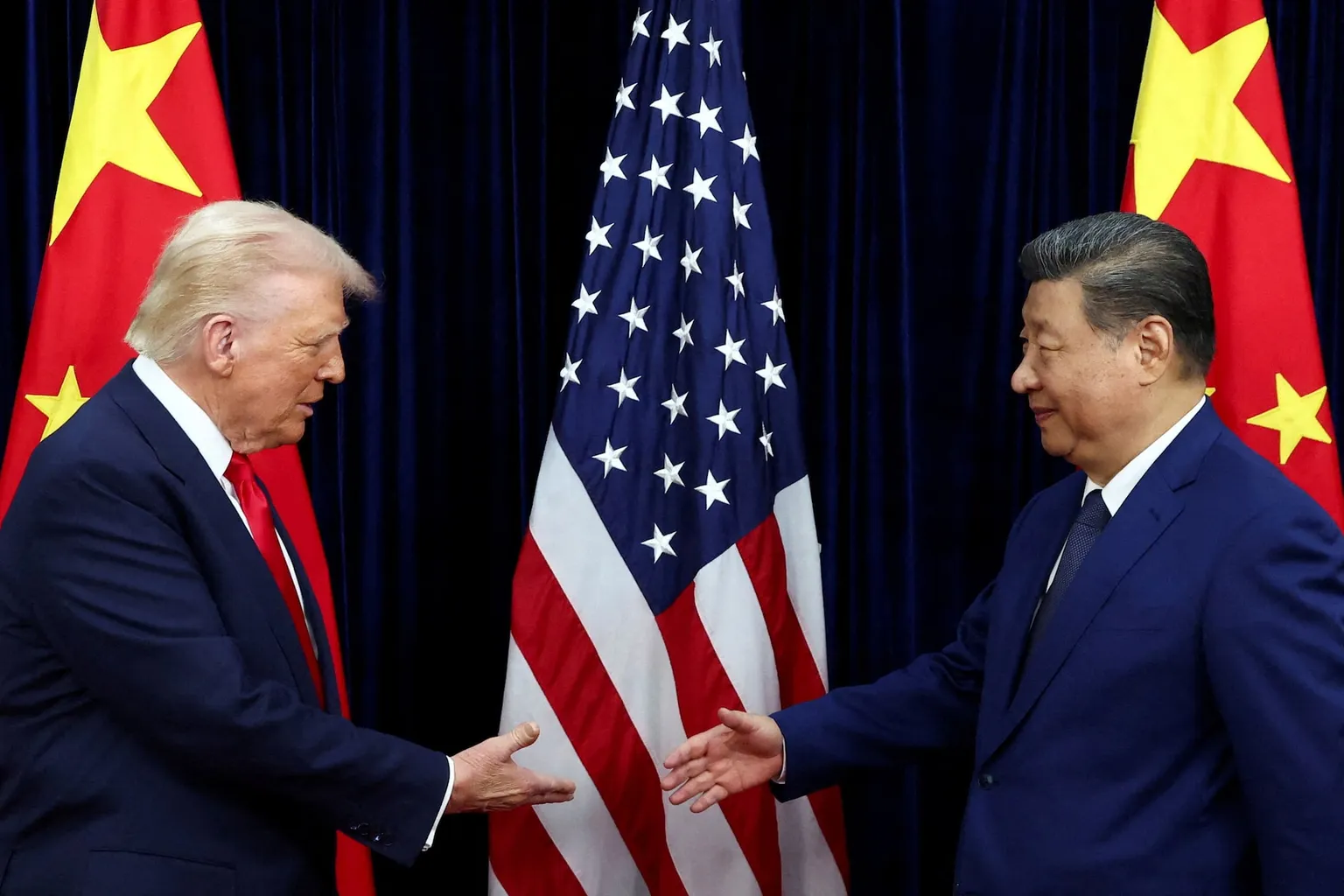 Archived image accompanying: Trump May Delay Xi Summit Unless China Joins Naval Effort to Secure Hormuz Strait