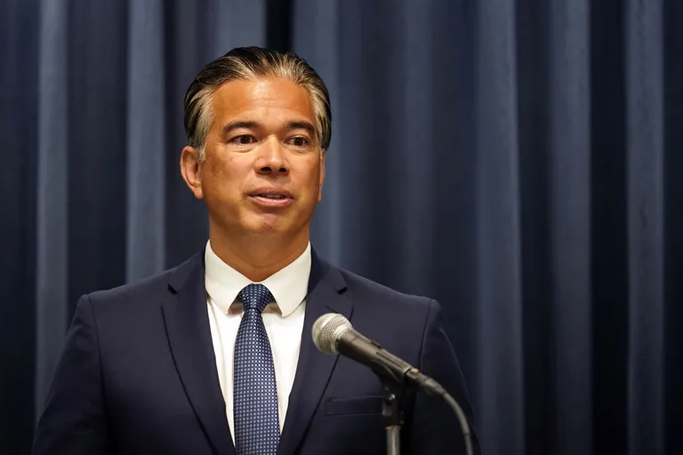 Archived image accompanying: States’ antitrust suit threatens Paramount-Warner deal timing