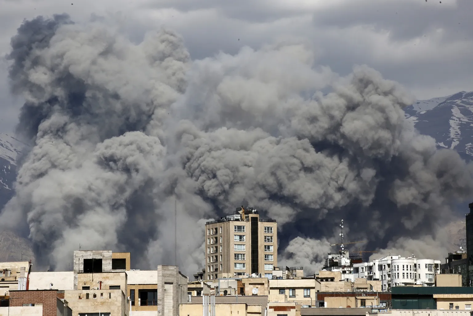 Archived image accompanying: US Launches Intense Airstrikes on Iran Amid Rising Civilian Deaths and Threats