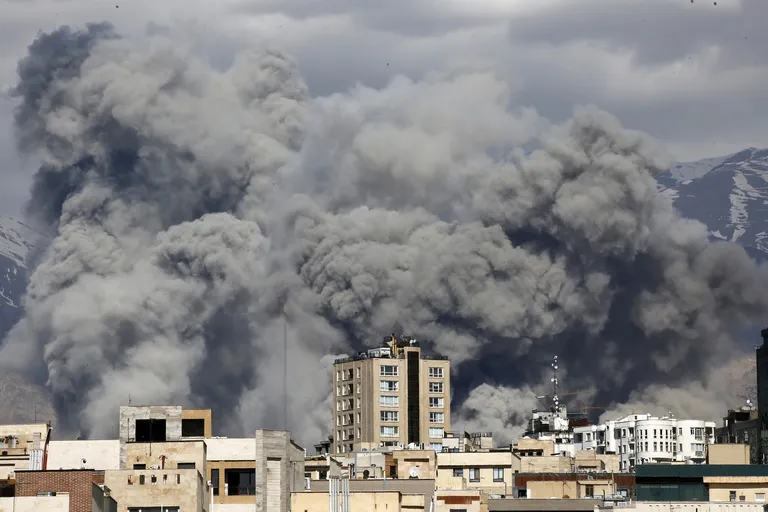 Archived image accompanying: US Launches Intense Airstrikes on Iran Amid Rising Civilian Deaths and Threats