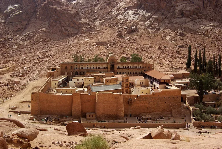 Archived image accompanying: Egypt presses Sinai monks as St. Catherine’s land dispute nears ruling