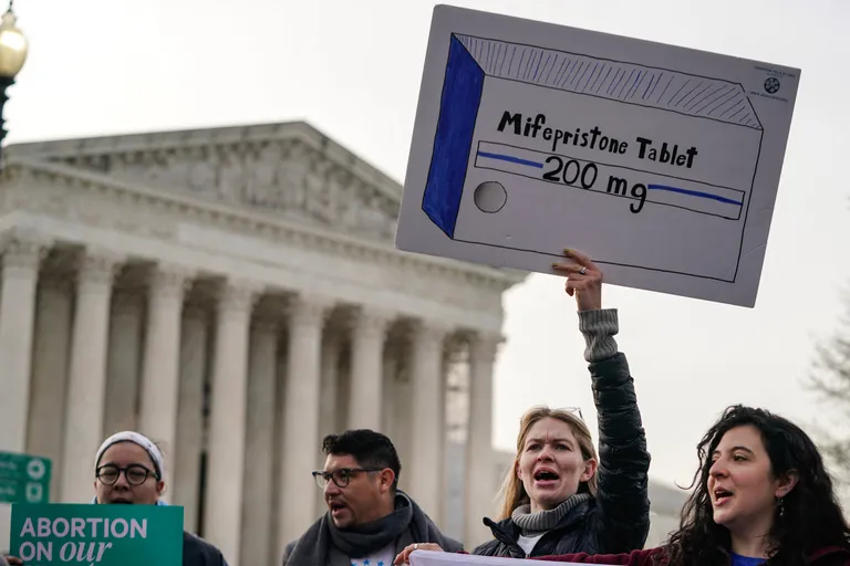Archived image accompanying: Supreme Court Blocks Restrictions, Preserves Nationwide Mail Access to Mifepristone