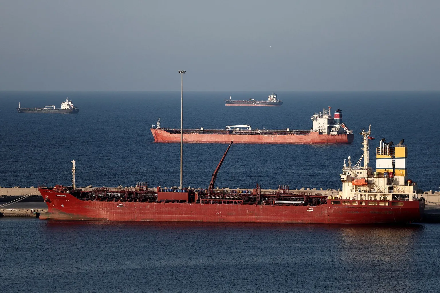 Archived image accompanying: Iran Mines Strait of Hormuz, U.S. Destroys 16 Vessels Amid Oil Crisis