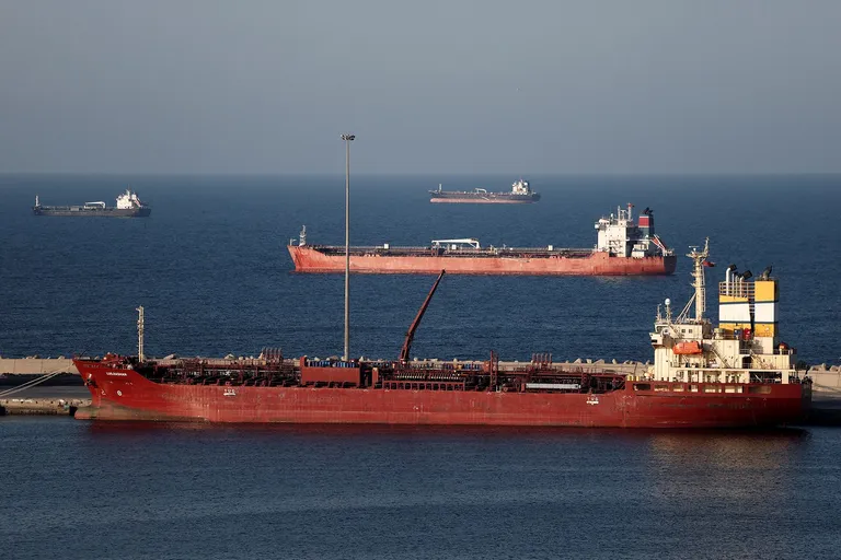 Archived image accompanying: Iran Mines Strait of Hormuz, U.S. Destroys 16 Vessels Amid Oil Crisis