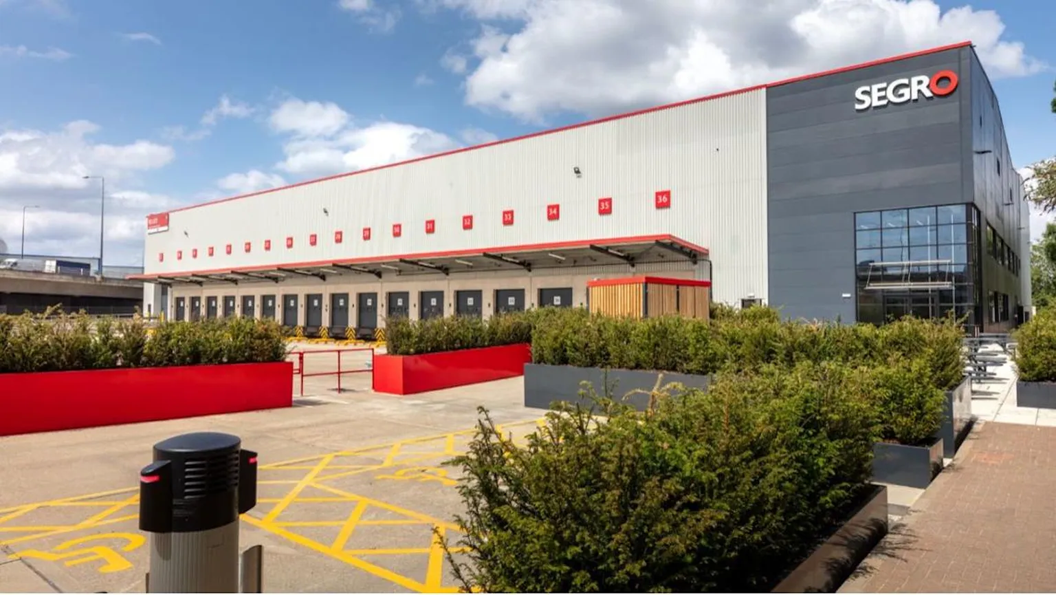 Archived image accompanying: Prologis Goes Hostile With $16.6B All-Stock Takeover Bid for UK's SEGRO After Board Rejection