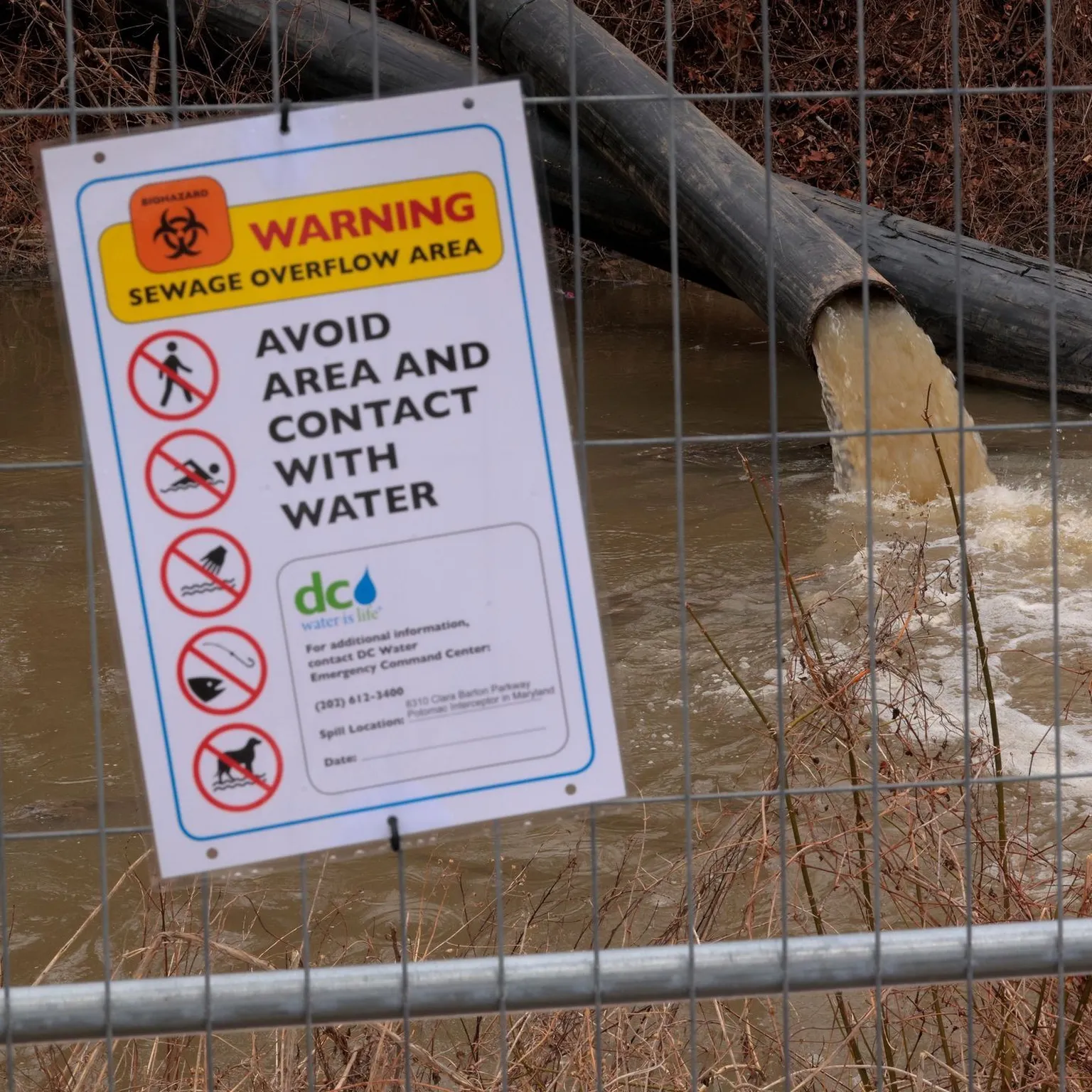 Archived image accompanying: Trump Approves FEMA Aid for D.C. Potomac Sewage Spill, Sparking Political Clash